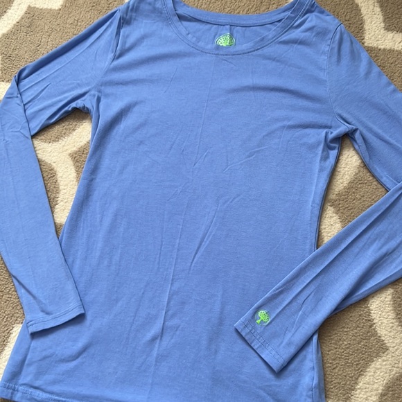 Ceil blue long sleeve under scrub top - Picture 2 of 2